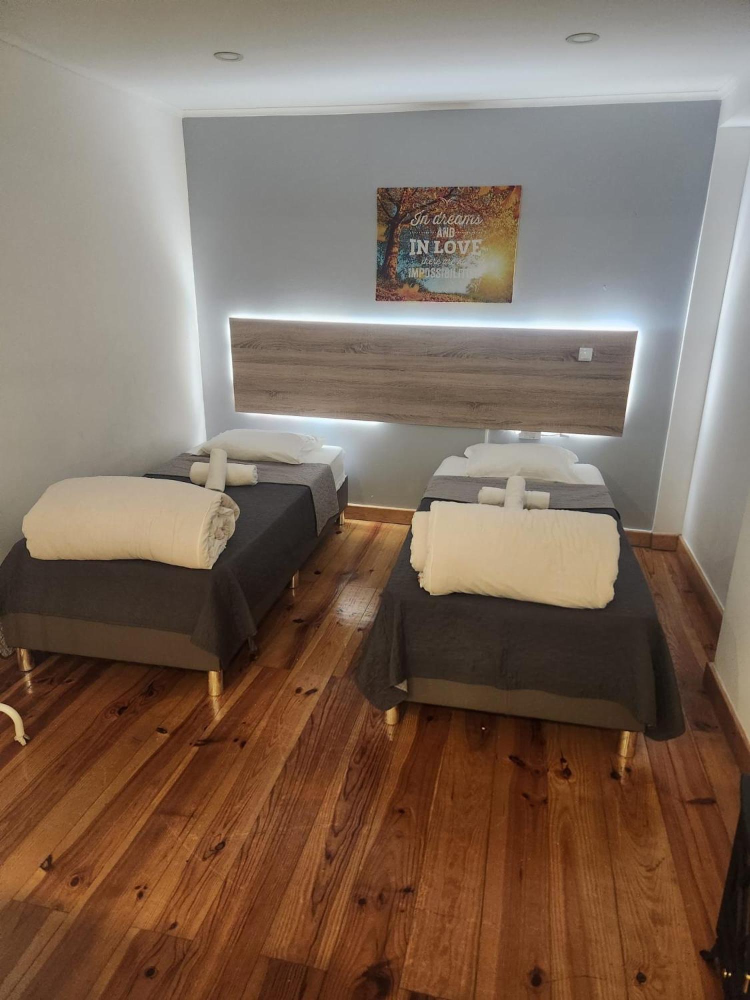 Daora Lisbon Low Cost Hostel エクステリア 写真